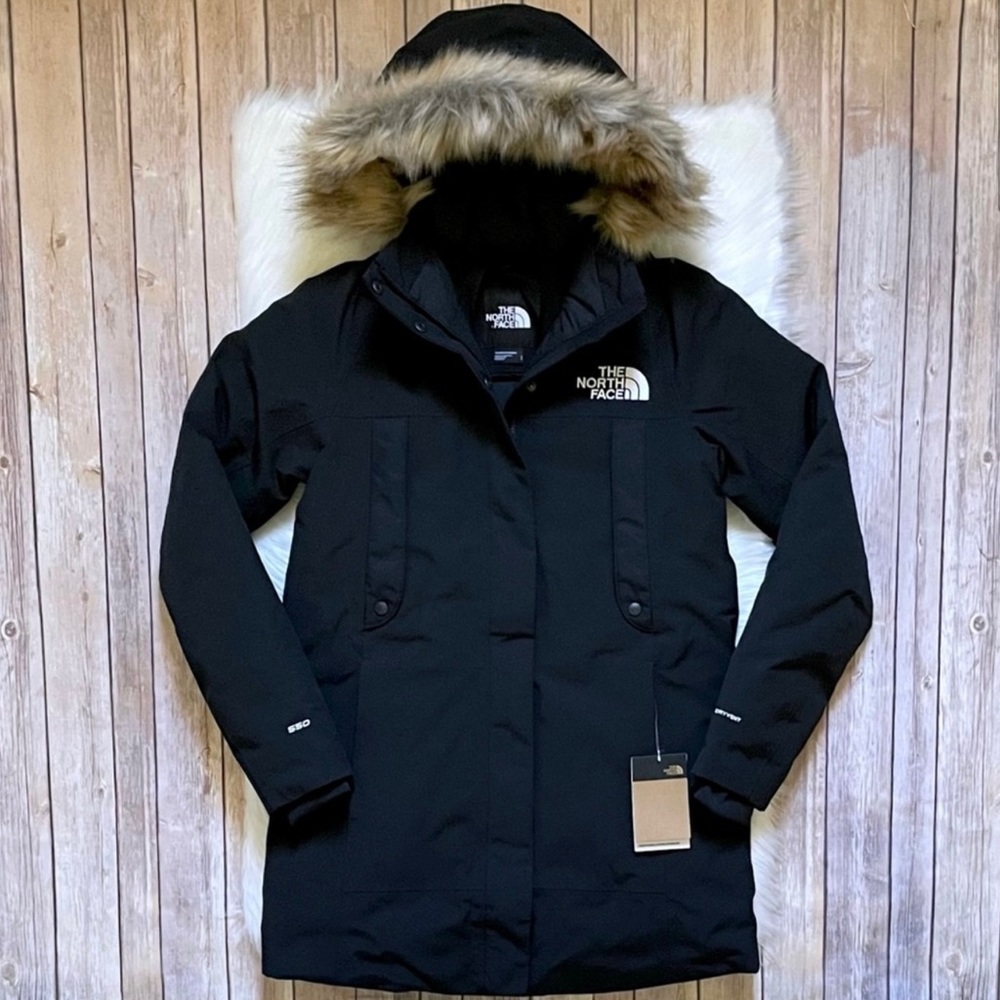 The North Face Women’s New Outerboroughs Parka